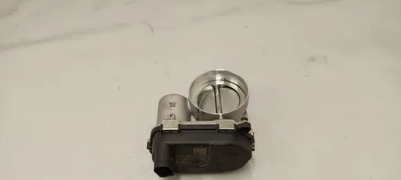 Cupra Leon Throttle body valve 04E133062T