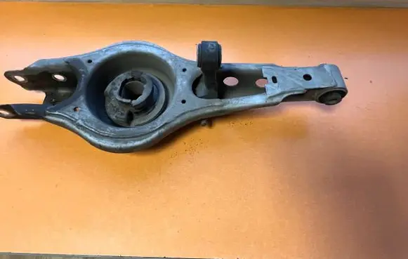 Opel Insignia B Rear control arm 54997050B