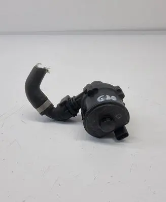 BMW 5 G30 G31 Electric auxiliary coolant/water pump 8474820