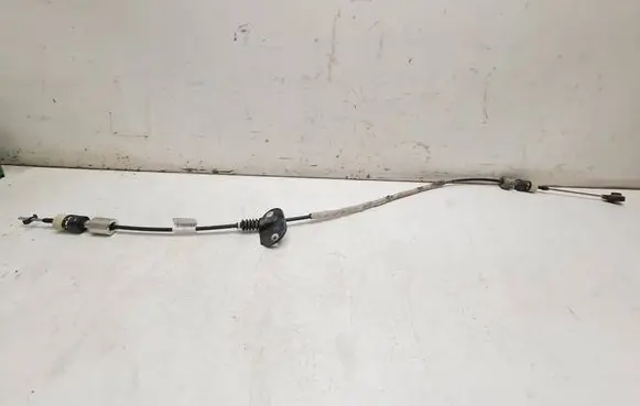 Volvo XC70 Gear shift cable linkage 31259001