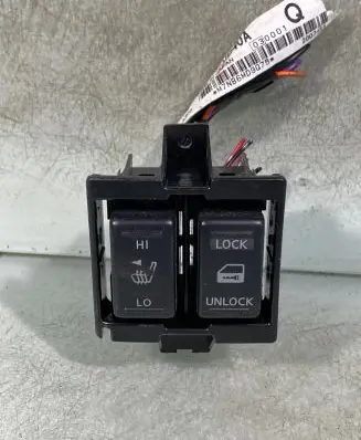 Nissan X-Trail T31 Other switches/knobs/shifts