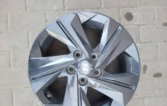 Hyundai Elantra VII R16 alloy rim 52910-AA230