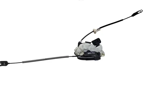 Volkswagen Golf VI Front door lock 5K1837015B