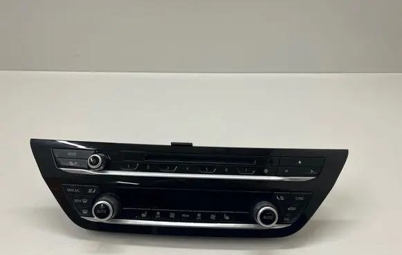 BMW 5 G30 G31 G38 Climate control unit 6826844