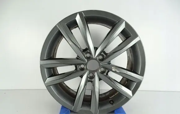 Volkswagen Polo V 6R Original wheel cap