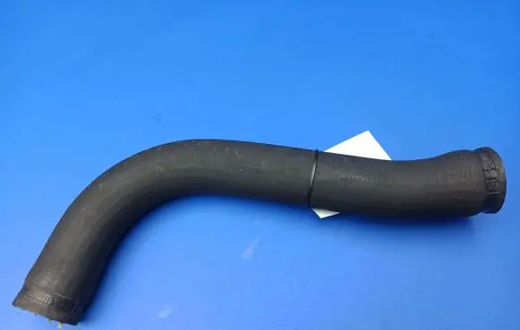 Mercedes-Benz S W126 Engine coolant pipe/hose 1265010382