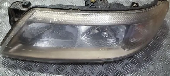 Renault Laguna II Headlight/headlamp 8200002467