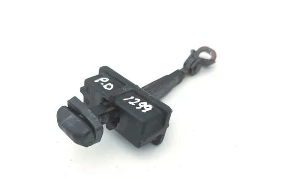 Maserati Ghibli Front door check strap stopper 