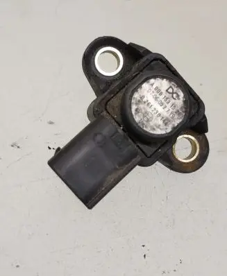 Mercedes-Benz C W204 Air pressure sensor A0061531528 0261230144