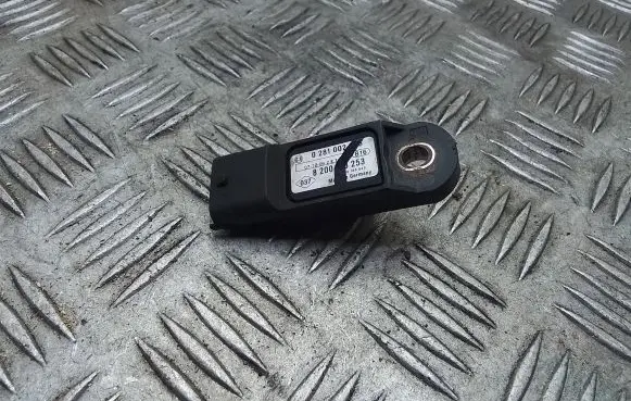 Renault Megane II Air pressure sensor 8200168253