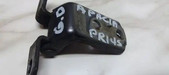 Toyota Prius (XW20) Rear door lower hinge