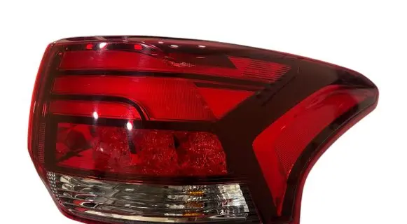 Mitsubishi Outlander Rear/tail lights W2869 FANETT280 2AR1YS1