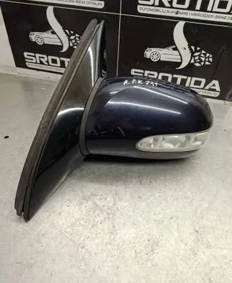 Mercedes-Benz R W251 Front door electric wing mirror A2518102916