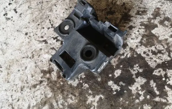 Volkswagen Golf VI Rear bumper mounting bracket 5K6807393A