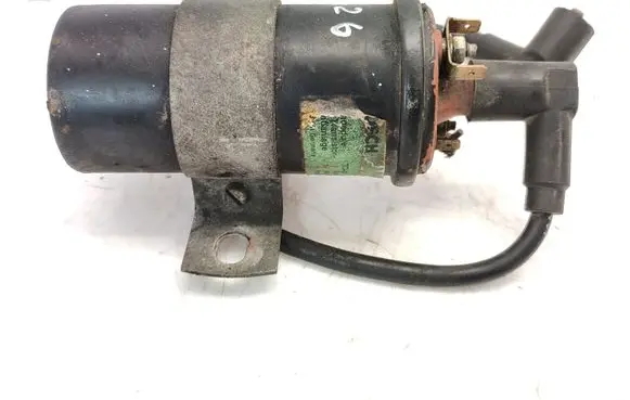 Volkswagen Polo II 86C 2F High voltage ignition coil 0221122349