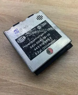Audi 100 200 5000 C3 Other control units/modules 5KH00413910 443919465E