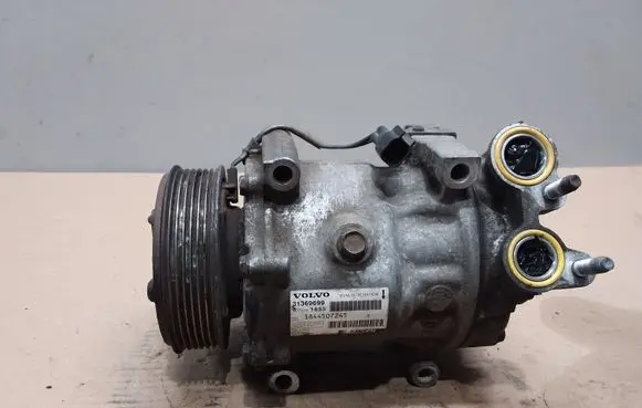 Volvo C30 Air conditioning (A/C) compressor (pump) 31369699 384407245