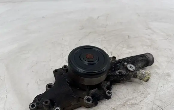 Mercedes-Benz C W203 Water pump 