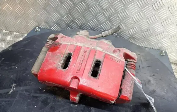 Ford Mustang I Front brake caliper