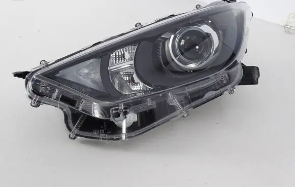 Toyota Yaris XP210 Headlight/headlamp EUK06