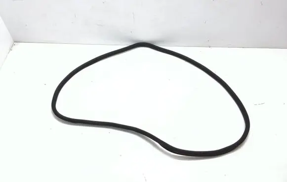 Mercedes-Benz C W204 Front door rubber seal A2046971051