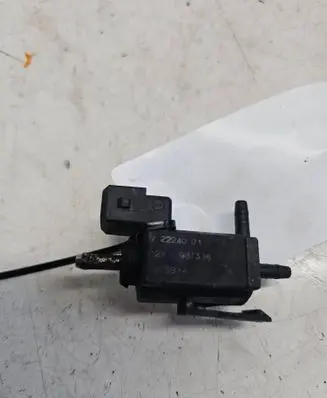 Vacuum valve