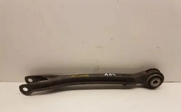 Rear control arm
