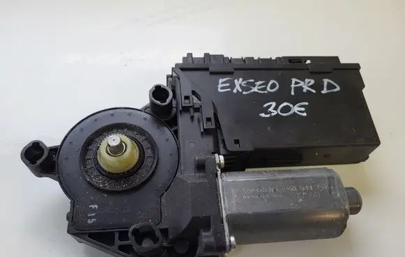 Seat Exeo (3R) Front door window regulator motor