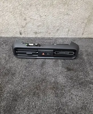 Citroen Berlingo Dash center air vent grill 9856009980