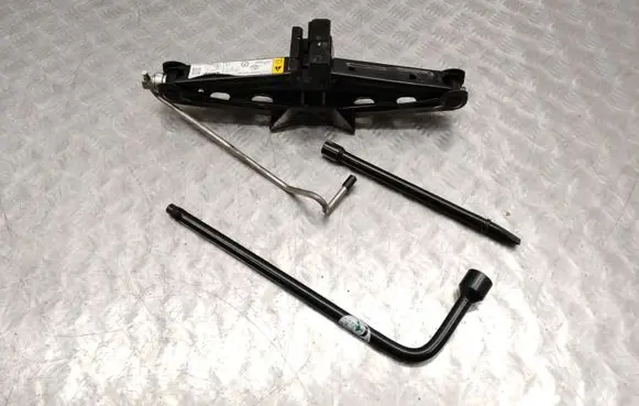 Ford Transit - Tourneo Connect Lift Jack KT1117080AA