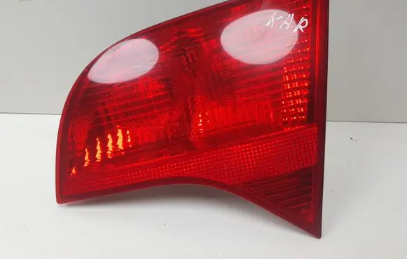 Audi A4 S4 B7 8E 8H Tailgate rear/tail lights 8E9945094