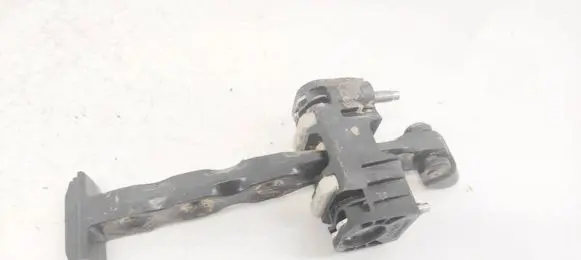 Volvo XC70 Front door check strap stopper C8P5D