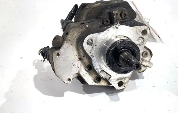 Opel Movano A Fuel injection high pressure pump 0445010033