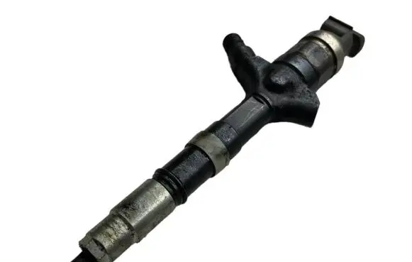 Toyota Corolla Verso AR10 Fuel injector 236700G010 07G09052