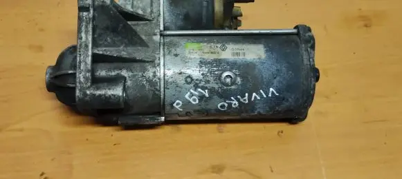 Opel Vivaro Starter motor 0098B0Y D7R44