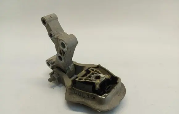 BMW 2 Active Tourer U06 Gearbox mount 9799982