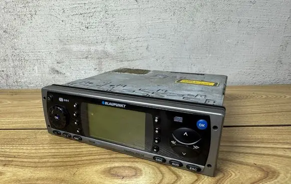 Fiat Ducato Radio/CD/DVD/GPS head unit RNS149 7612001327