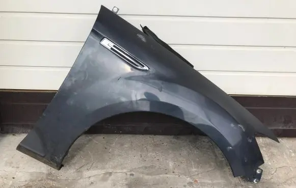 Ford Mondeo MK IV Fender