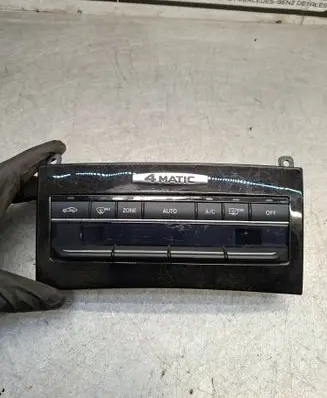 Mercedes-Benz E W212 Climate control unit A2129008608 A2128300285 5HB009355