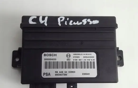 Citroen C4 I Picasso Parking PDC control unit/module 9663937380