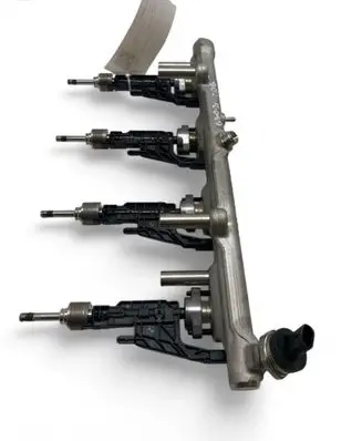 BMW 5 G30 G31 Fuel main line pipe 8665633 8656548
