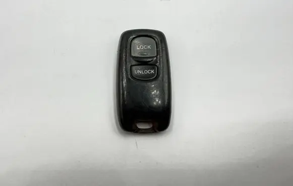 Mazda 2 Ignition key/card 41803501