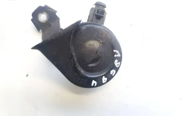 Skoda Octavia Mk2 (1Z) Horn signal 703881157