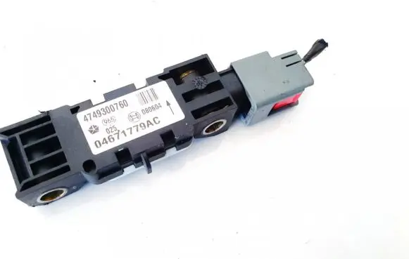 Chrysler 300 - 300C Airbag deployment crash/impact sensor 4749300760 04671779ac