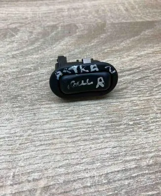 Opel Zafira A Electric window control switch 90561388 13363100