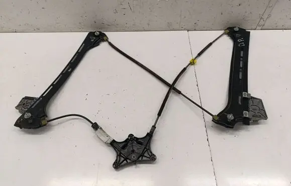 Mercedes-Benz E C207 W207 Front door electric window regulator 
