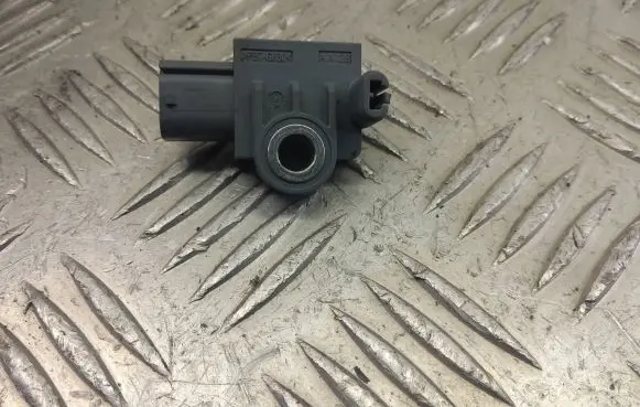 KIA Sportage Airbag deployment crash/impact sensor 95920B4000