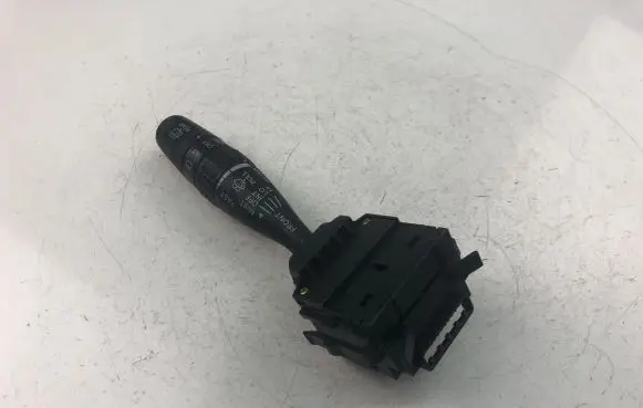 Mitsubishi Pajero Indicator stalk 17D714