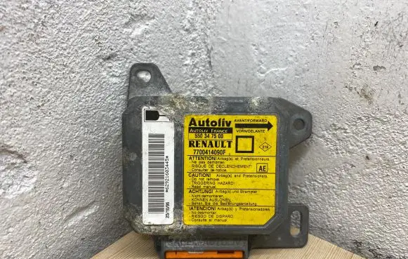 Renault Megane I Airbag control unit/module 7700414090F 550347500