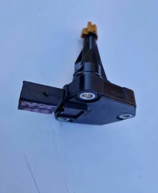 BMW 3 F30 F35 F31 Oil level sensor 8608779